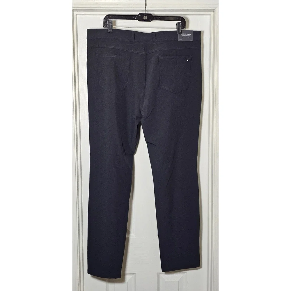 Mizzen + Main Helmsman Chino Pant Size 38x32 Black Slim Fit Performance